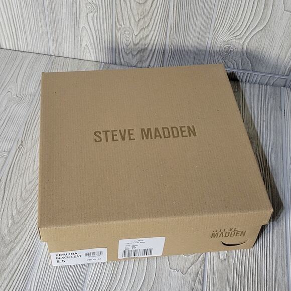 Steve Madden Perlina Black Leather Chain Ankle Boots, NWT, NIB, Size 8.5 - Picture 14 of 15